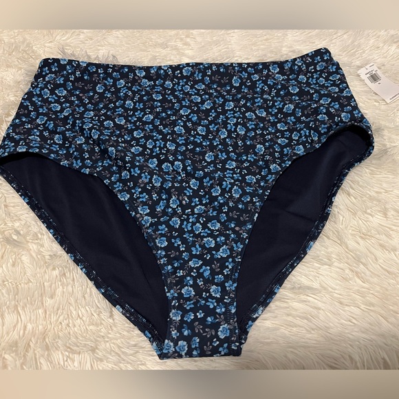 ☀️☀️NWT Old Navy bikini☀️☀️ - Picture 3 of 4
